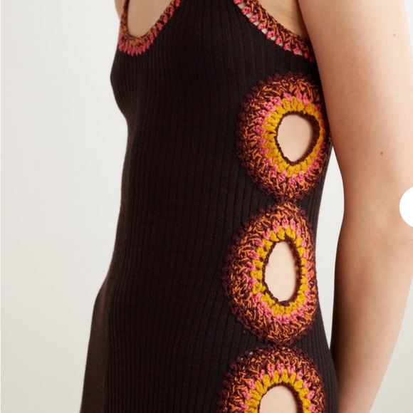 CHLOE - Picture 3 of 7